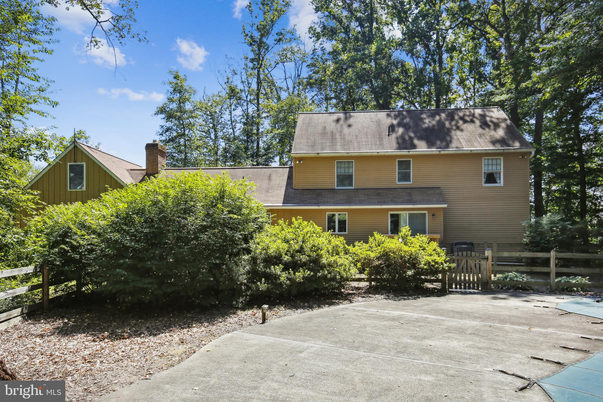 24304 Hipsley Mill Road Gaithersburg, MD 20882 - Photo 13 of 92 Gallery Image 13