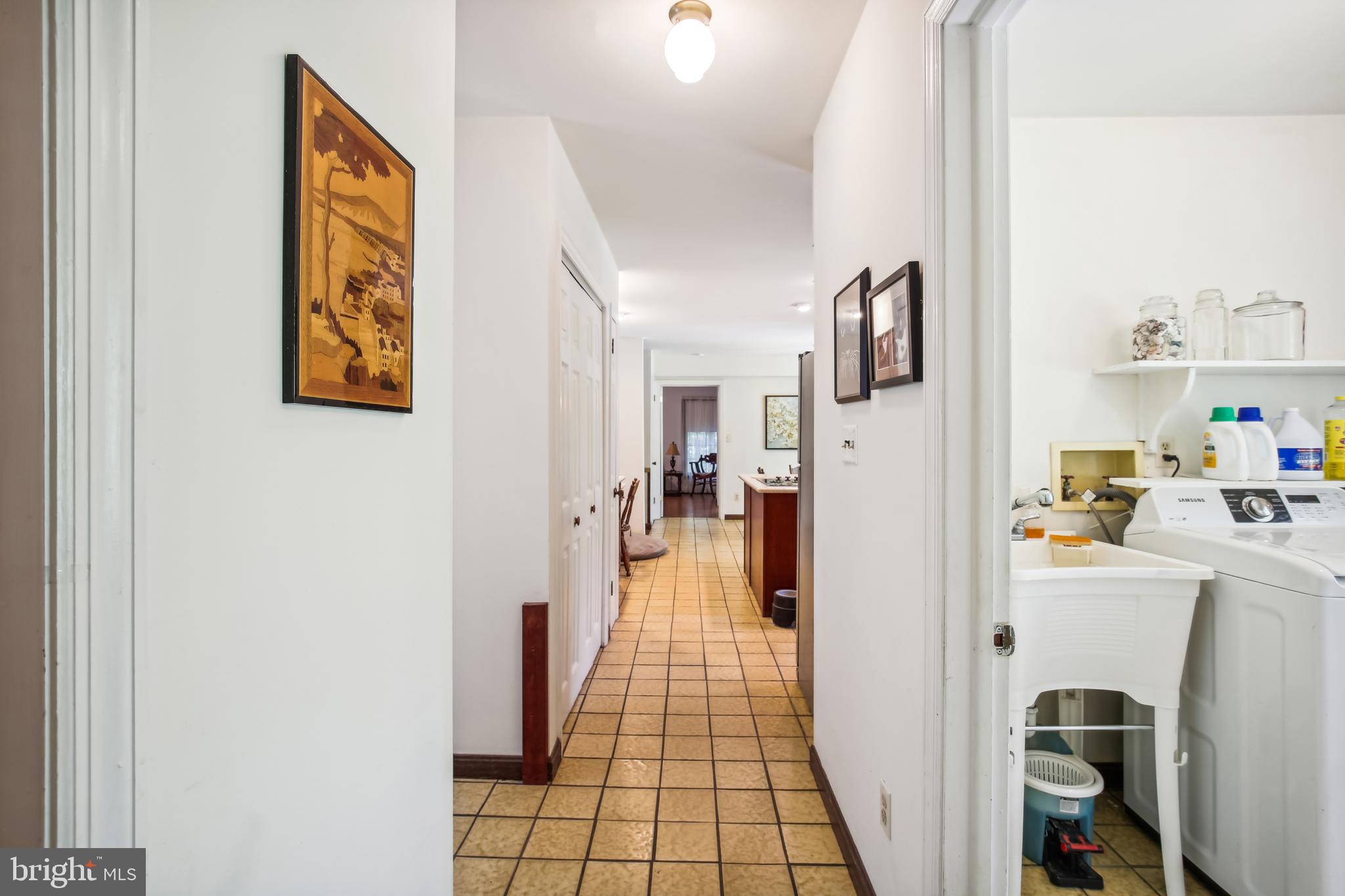 24304 Hipsley Mill Road Gaithersburg, MD 20882 - Photo 27 of 92 Gallery Image 27