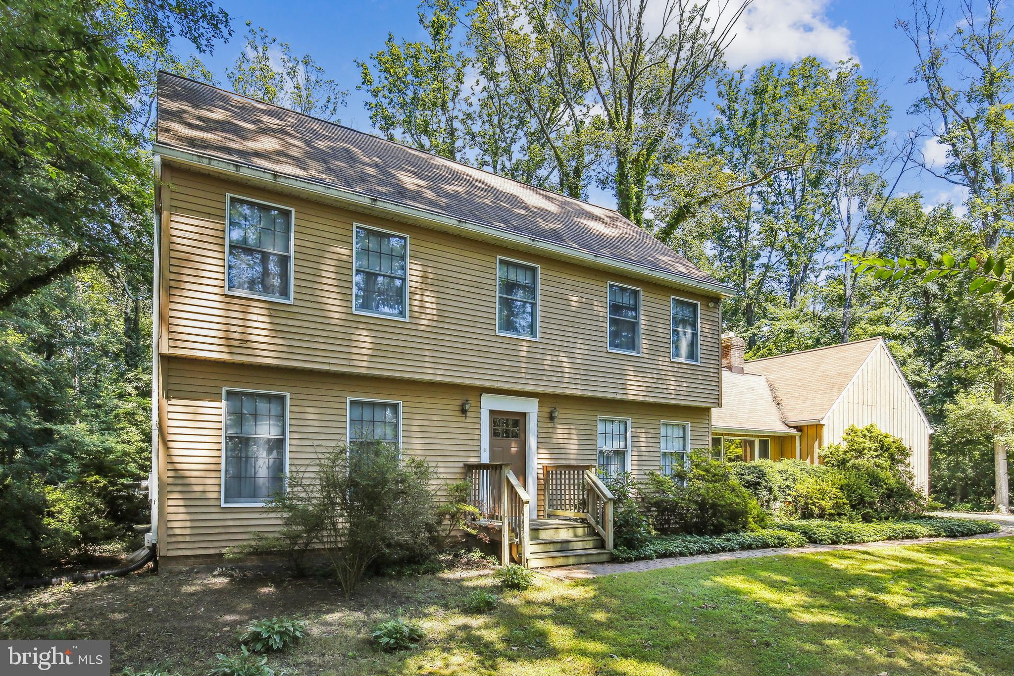 24304 Hipsley Mill Road Gaithersburg, MD 20882 - Photo 3 of 92 Gallery Image 3