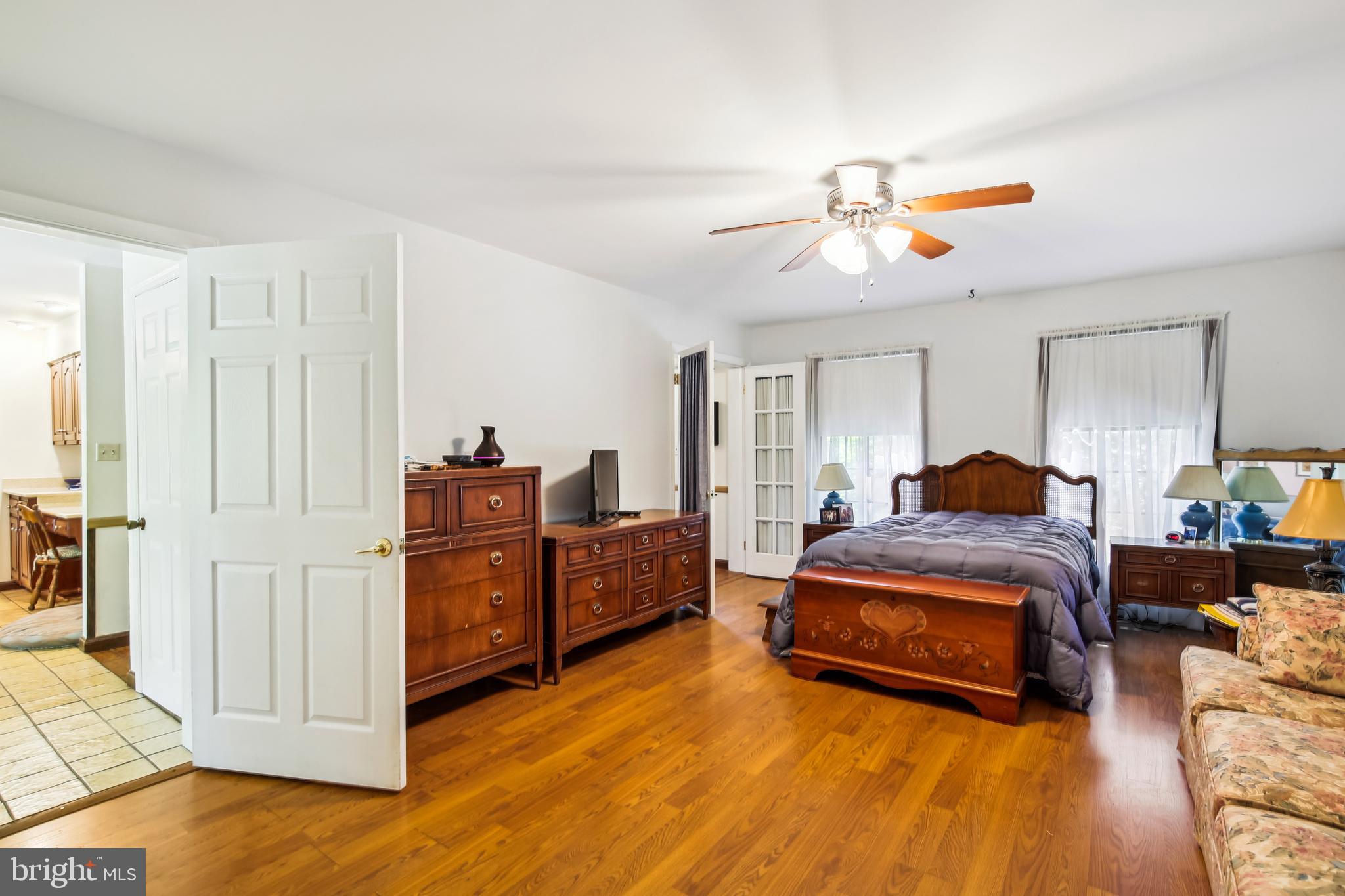 24304 Hipsley Mill Road Gaithersburg, MD 20882 - Photo 51 of 92 Gallery Image 51