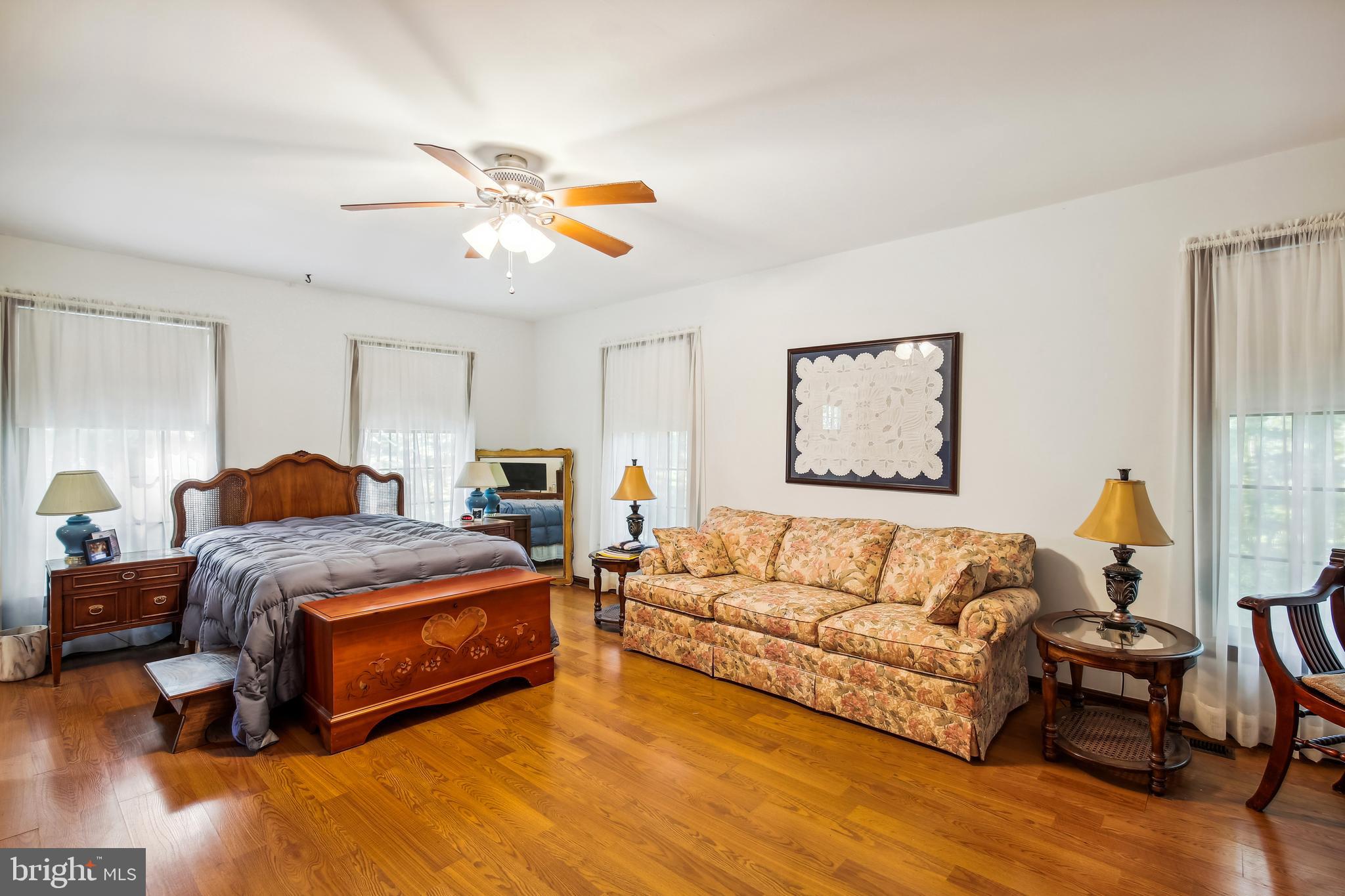 24304 Hipsley Mill Road Gaithersburg, MD 20882 - Photo 52 of 92 Gallery Image 52