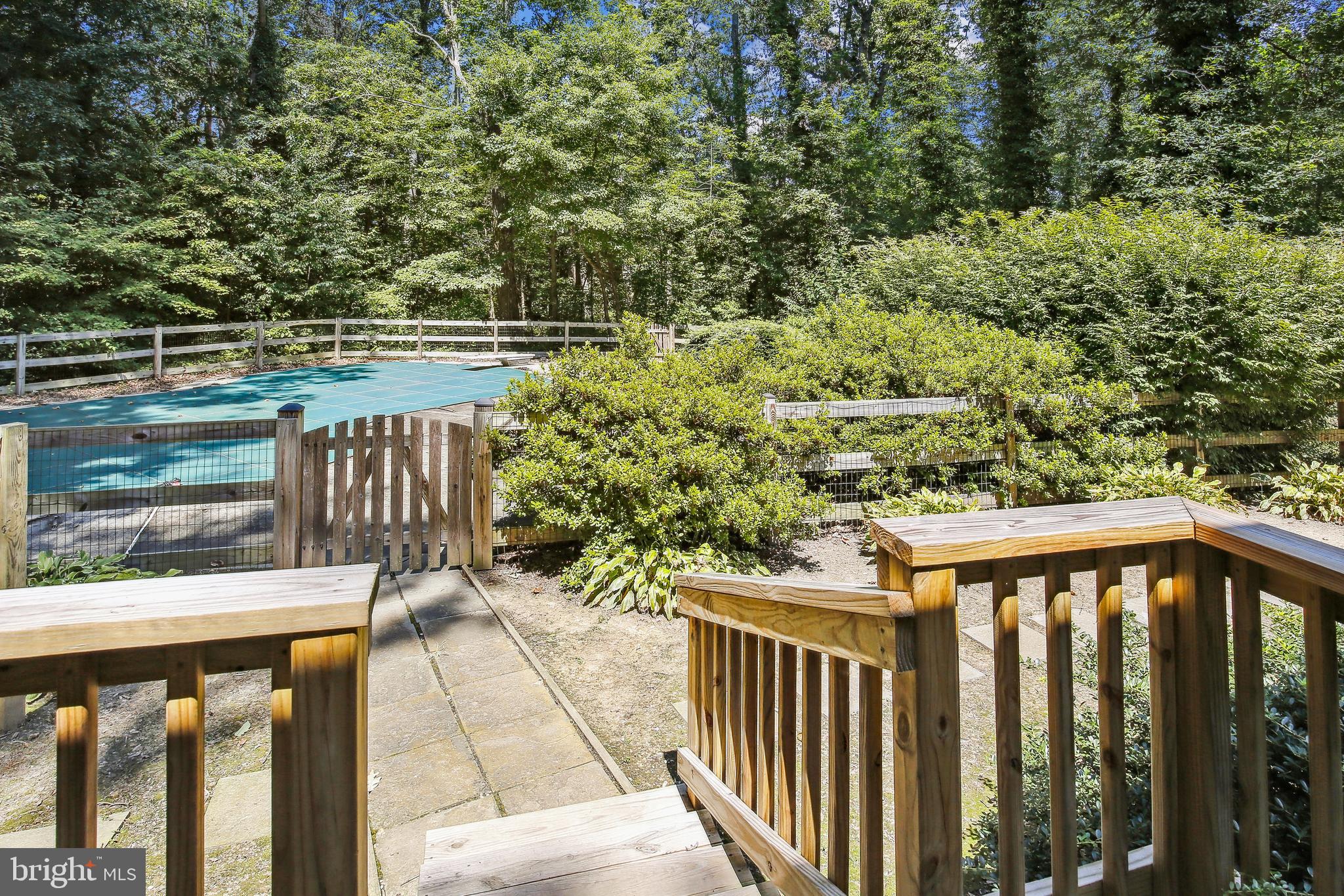 24304 Hipsley Mill Road Gaithersburg, MD 20882 - Photo 8 of 92 Gallery Image 8