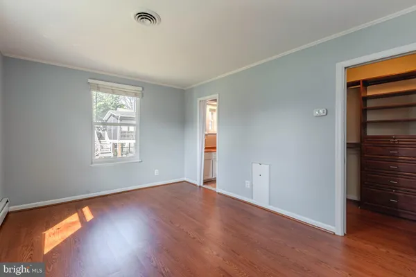 $3,500 | 871 Highland Avenue, Annapolis, MD 21403