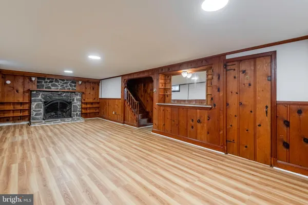 $3,500 | 871 Highland Avenue, Annapolis, MD 21403