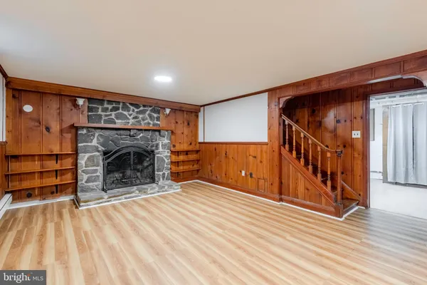 $3,500 | 871 Highland Avenue, Annapolis, MD 21403