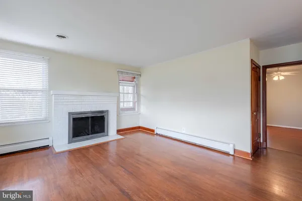 $3,500 | 871 Highland Avenue, Annapolis, MD 21403