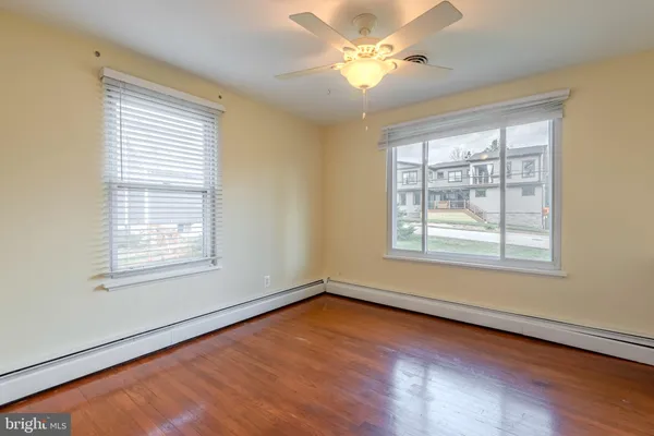 $3,500 | 871 Highland Avenue, Annapolis, MD 21403