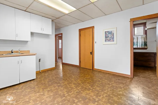 $219,900 | 10447-10449 S Avenue North, Chicago, IL 60617