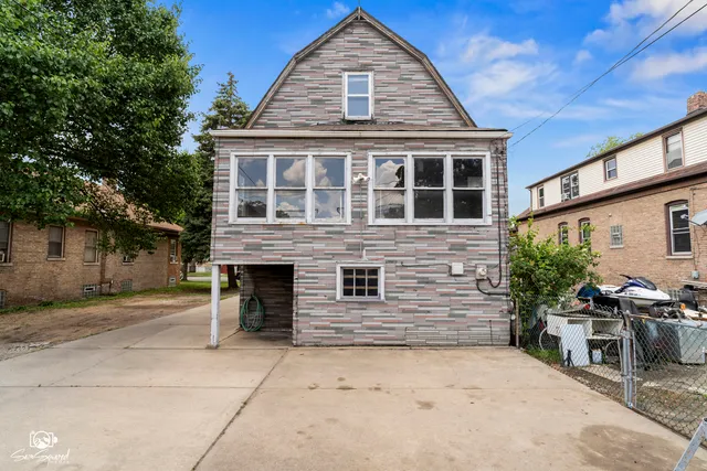 $219,900 | 10447-10449 S Avenue North, Chicago, IL 60617