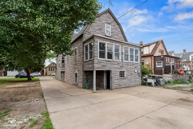 $219,900 | 10447-10449 S Avenue North, Chicago, IL 60617