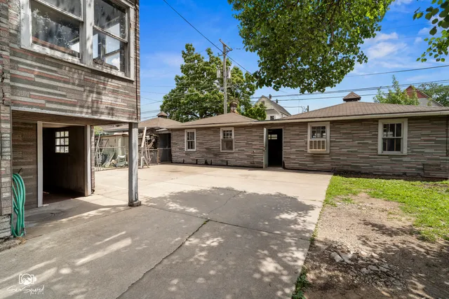 $219,900 | 10447-10449 S Avenue North, Chicago, IL 60617