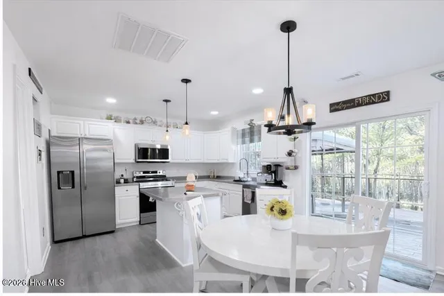 $359,000 | 112 Walnut Drive, Swansboro, NC 28584