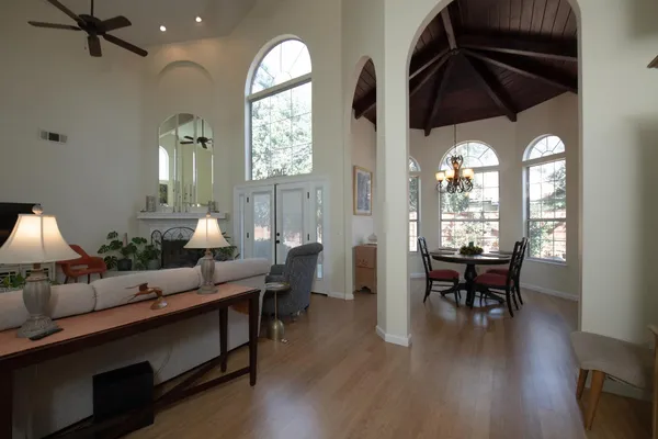 $714,900 | 3900 West Allen Court, Visalia, CA 93291