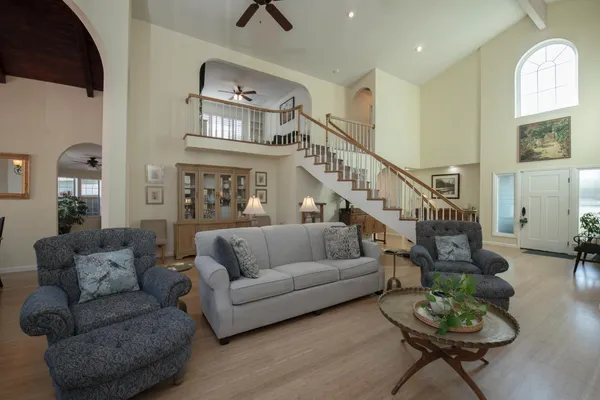 $709,900 | 3900 West Allen Court, Visalia, CA 93291
