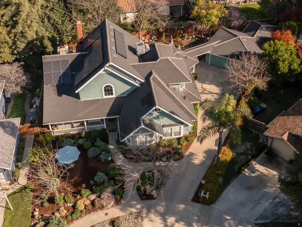 $714,900 | 3900 West Allen Court, Visalia, CA 93291