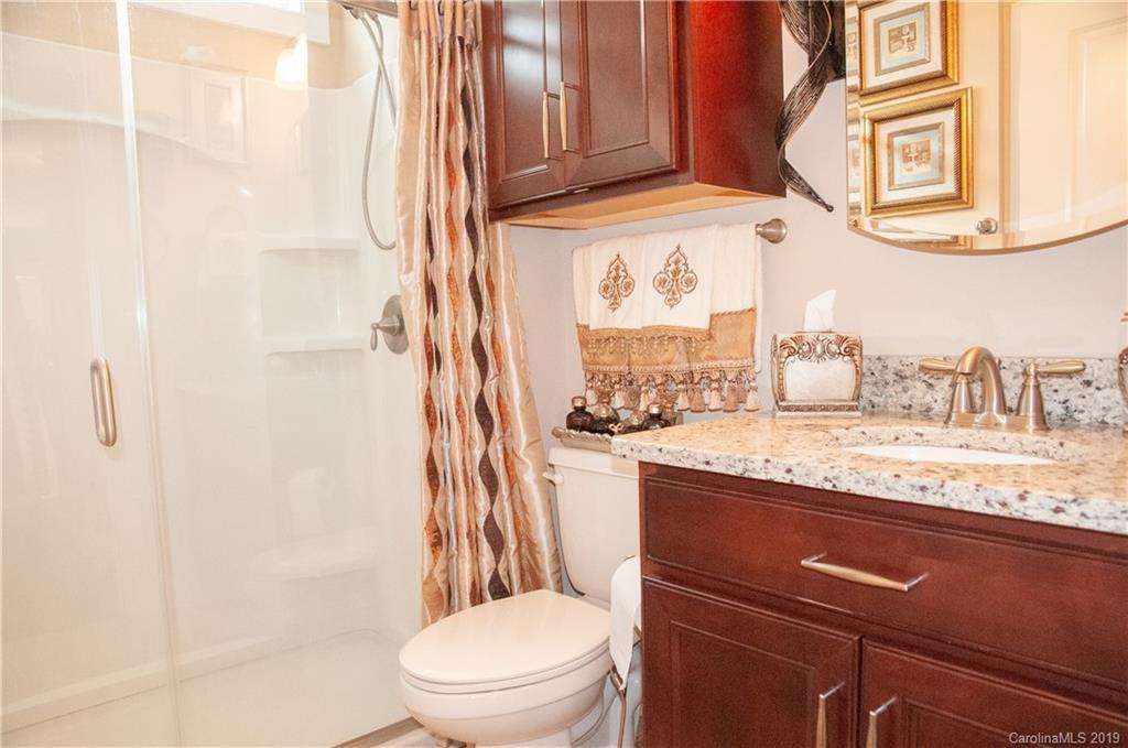 1813 Larkspur Way Tega Cay, SC 29708 - Photo 6 of 31
