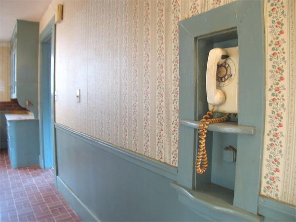 87 Scotland Road Reading, MA 01867 - Photo 9 of 10 Gallery Image 9