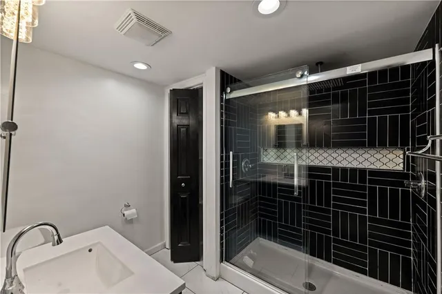 $210,000 | 3712 Farrow Avenue, Kansas City, KS 66104