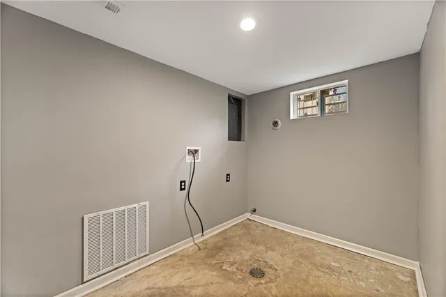 $210,000 | 3712 Farrow Avenue, Kansas City, KS 66104