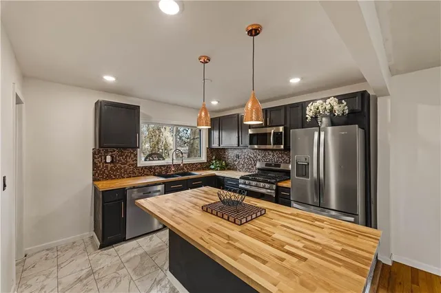 $210,000 | 3712 Farrow Avenue, Kansas City, KS 66104