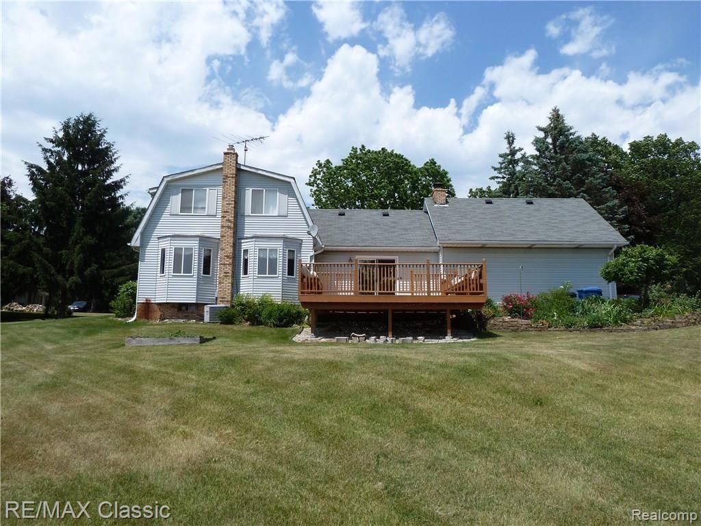 2795 Bullard Road Hartland, MI 48353 - Photo 28 of 41 P1050488.JPG