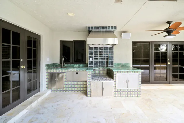 a view of lobby with door