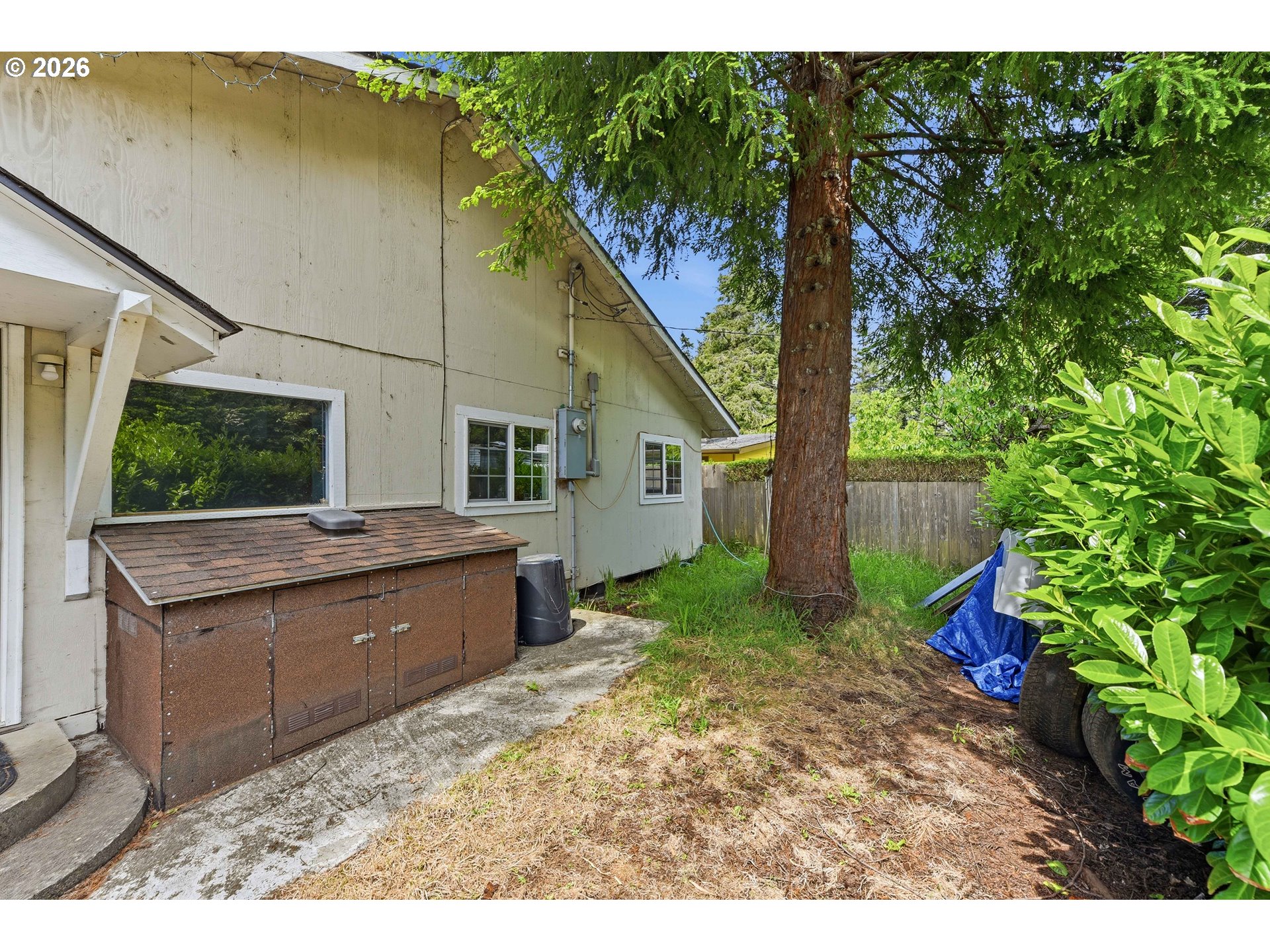 64426 Penny Road Coos Bay, OR 97420 - Photo 2 of 32