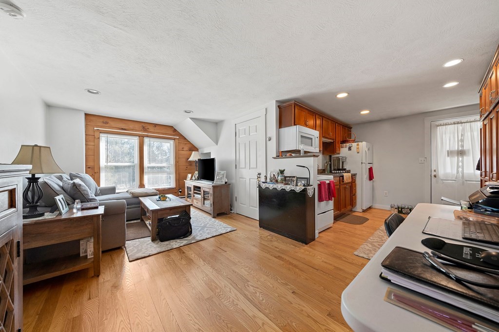 66 Broadway Hanover, MA 02339 - Photo 14 of 42