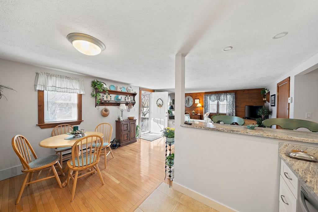 66 Broadway Hanover, MA 02339 - Photo 6 of 42