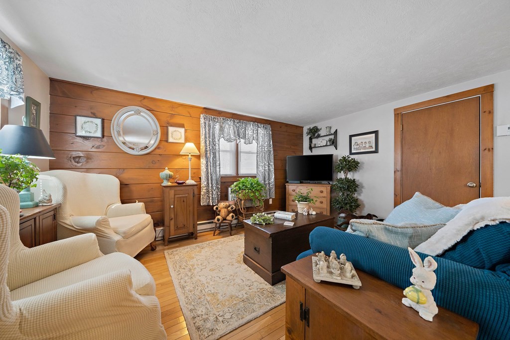 66 Broadway Hanover, MA 02339 - Photo 8 of 42