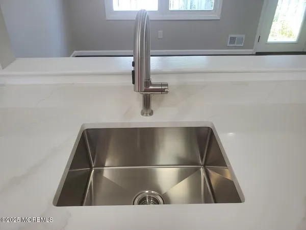 a close view of sink
