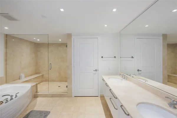 $5,750 | 3101 South Ocean Drive, Unit 902, Hollywood, FL 33019