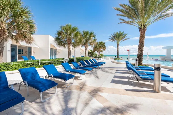 $5,750 | 3101 South Ocean Drive, Unit 902, Hollywood, FL 33019