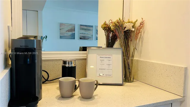 a view of livingroom with furniture