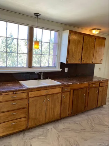 a view of livingroom with hardwood