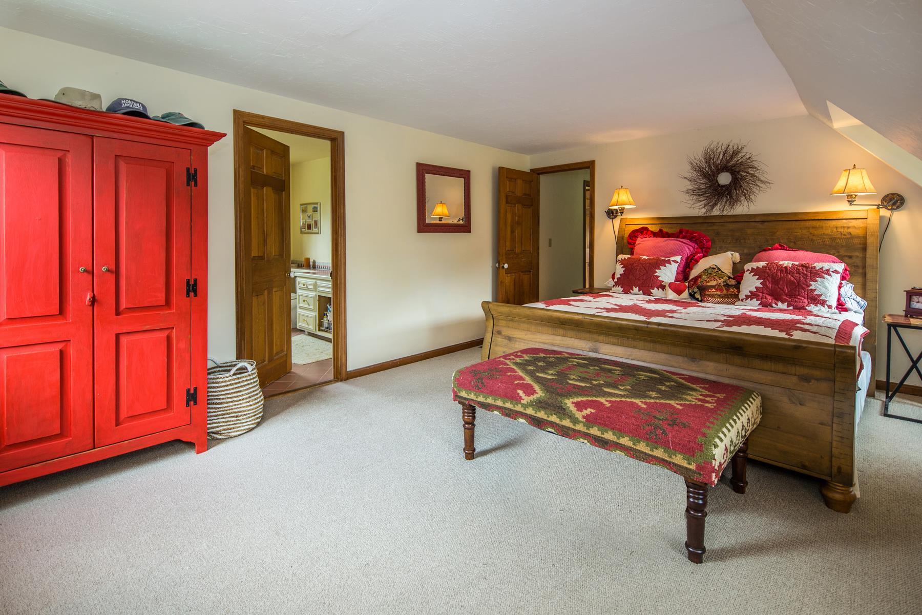125 Adams Road Pittsford, VT 05763 - Photo 22 of 39
