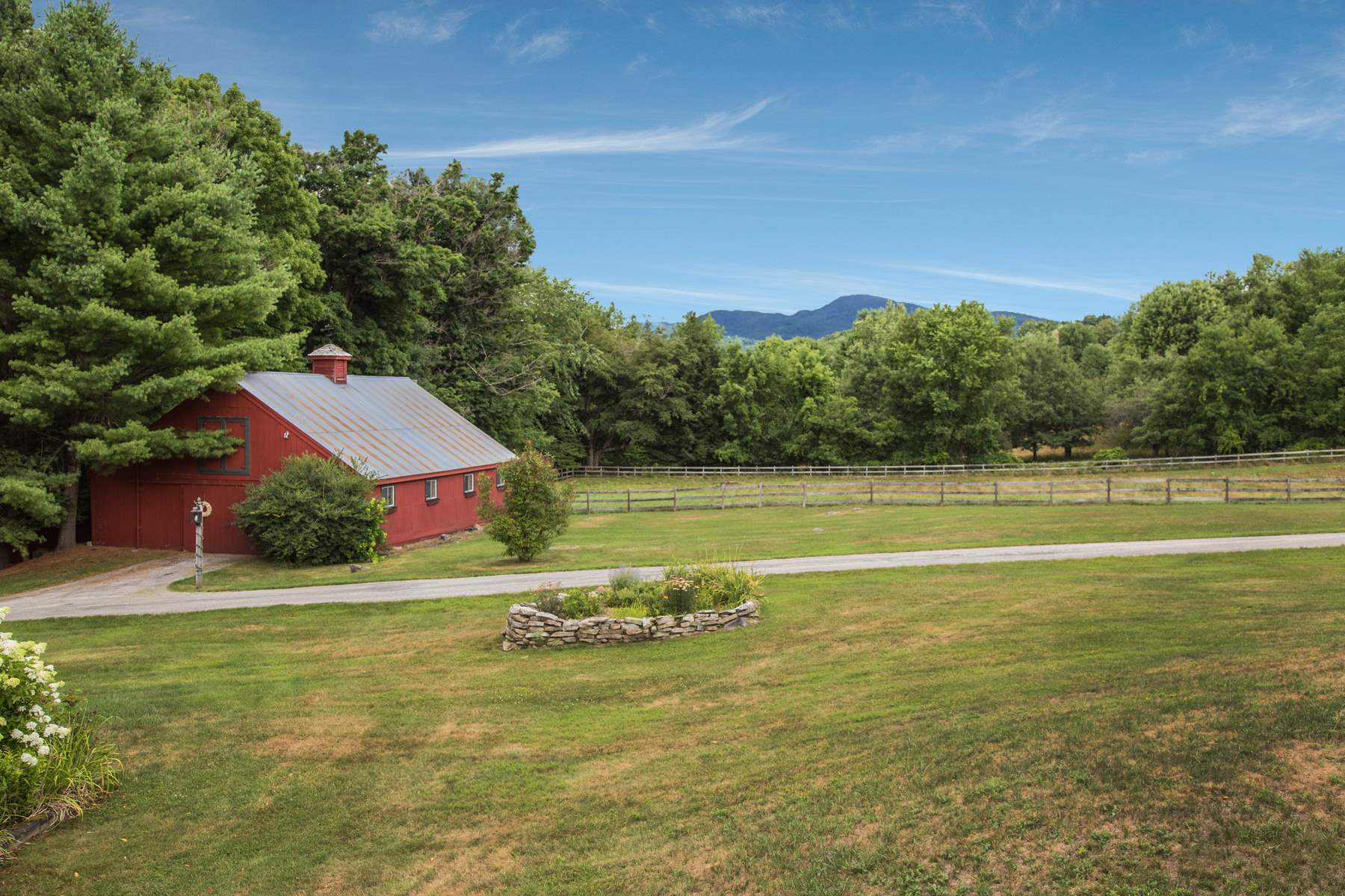 125 Adams Road Pittsford, VT 05763 - Photo 33 of 39