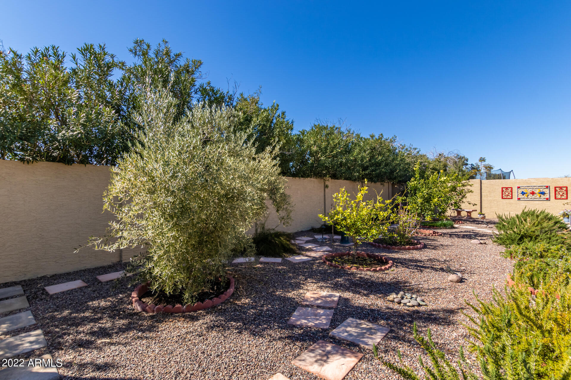 2131 East Phelps Road Phoenix, AZ 85022 - Photo 33 of 46 33