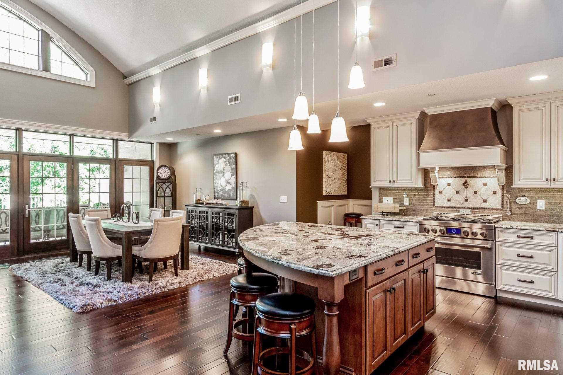 6211 Utica Ridge Road, Unit 203 Davenport, IA 52807 - Photo 16 of 44 Gallery Image 16