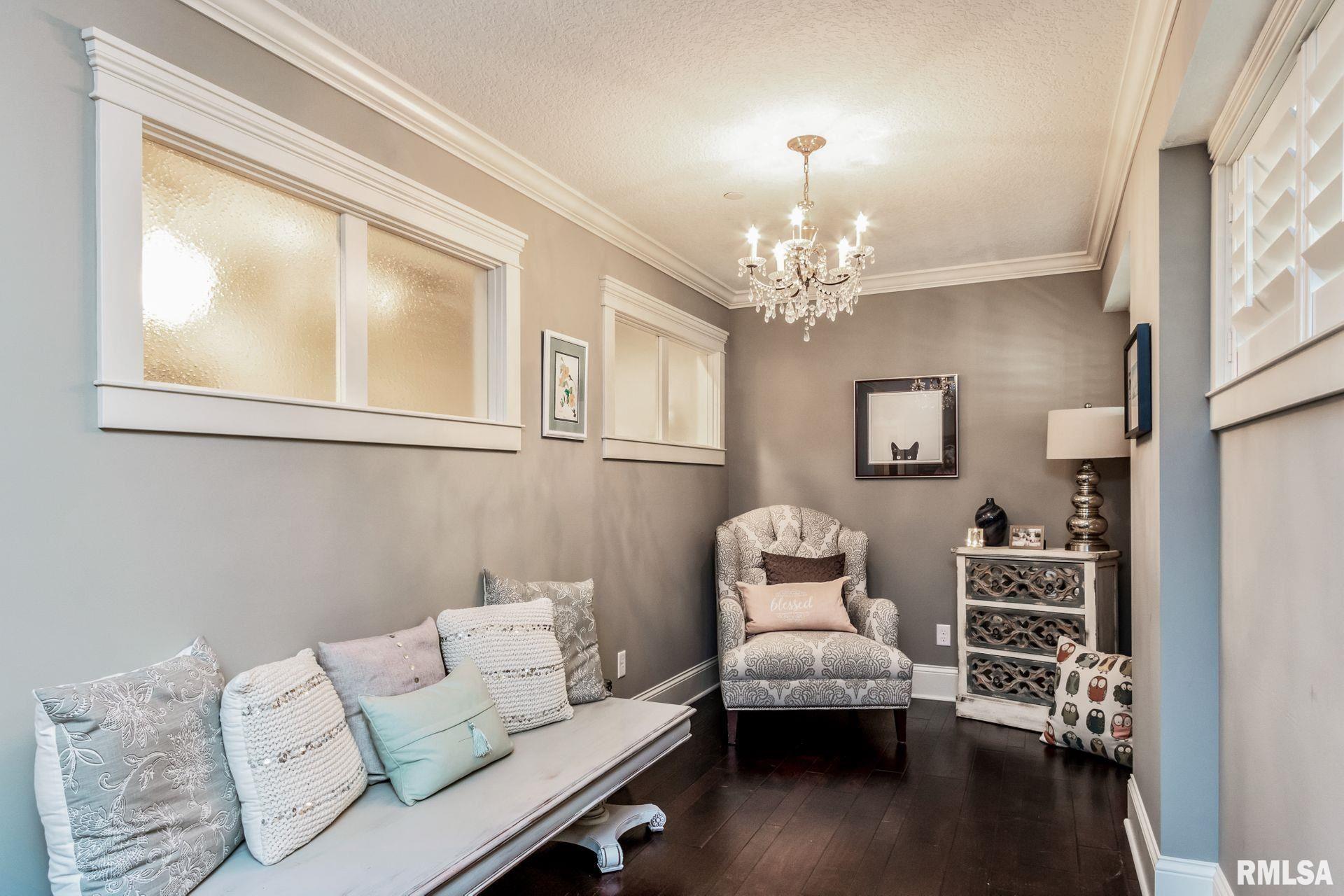 6211 Utica Ridge Road, Unit 203 Davenport, IA 52807 - Photo 23 of 44 Gallery Image 23