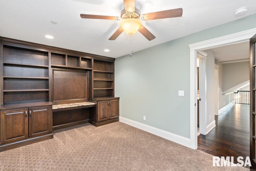 6211 Utica Ridge Road, Unit 203 Davenport, IA 52807 - Photo 39 of 44 Gallery Image 39