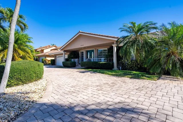 $1,889,000 | 3920 Northeast 27th Avenue, Lighthouse Point, FL 33064