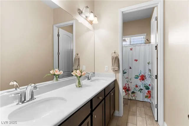 $1,325,000 | 6589 Lyon Estates Avenue, Las Vegas, NV 89131