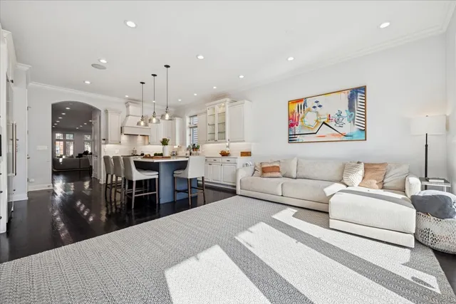 $1,899,000 | 1951 West Huron Street, Chicago, IL 60622