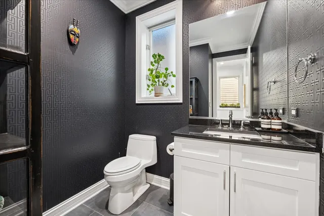 $1,899,000 | 1951 West Huron Street, Chicago, IL 60622