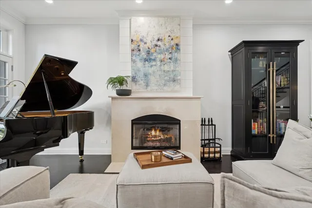 $1,899,000 | 1951 West Huron Street, Chicago, IL 60622