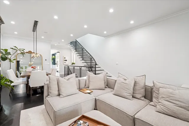 $1,899,000 | 1951 West Huron Street, Chicago, IL 60622