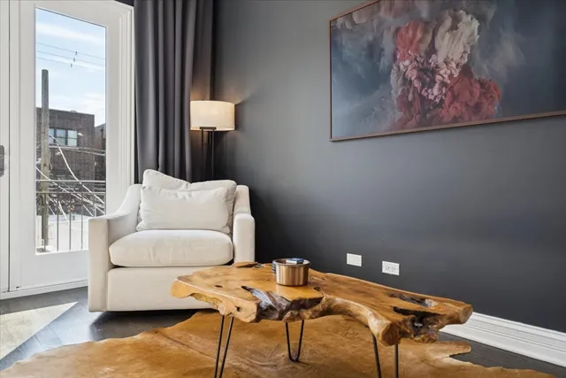 $1,899,000 | 1951 West Huron Street, Chicago, IL 60622