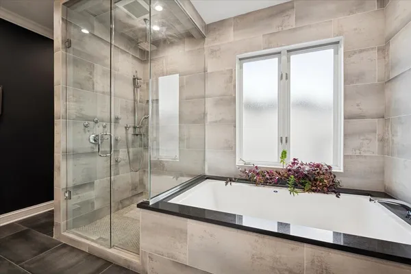 $2,150,000 | 1951 West Huron Street, Chicago, IL 60622