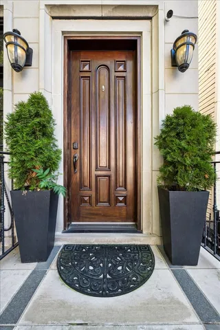 $1,899,000 | 1951 West Huron Street, Chicago, IL 60622